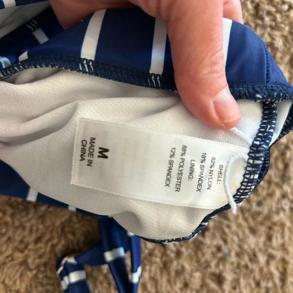 Women’s medium sporty two piece high waisted boy shorts swim suit bikini - Picture 3 of 3